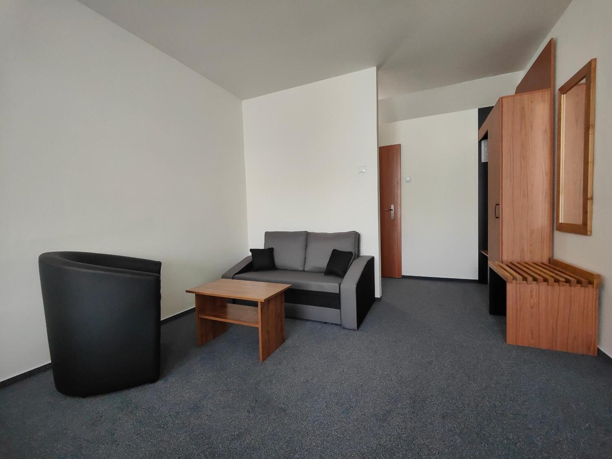 Hotel P7 ลูเชนเยช ภายนอก รูปภาพ