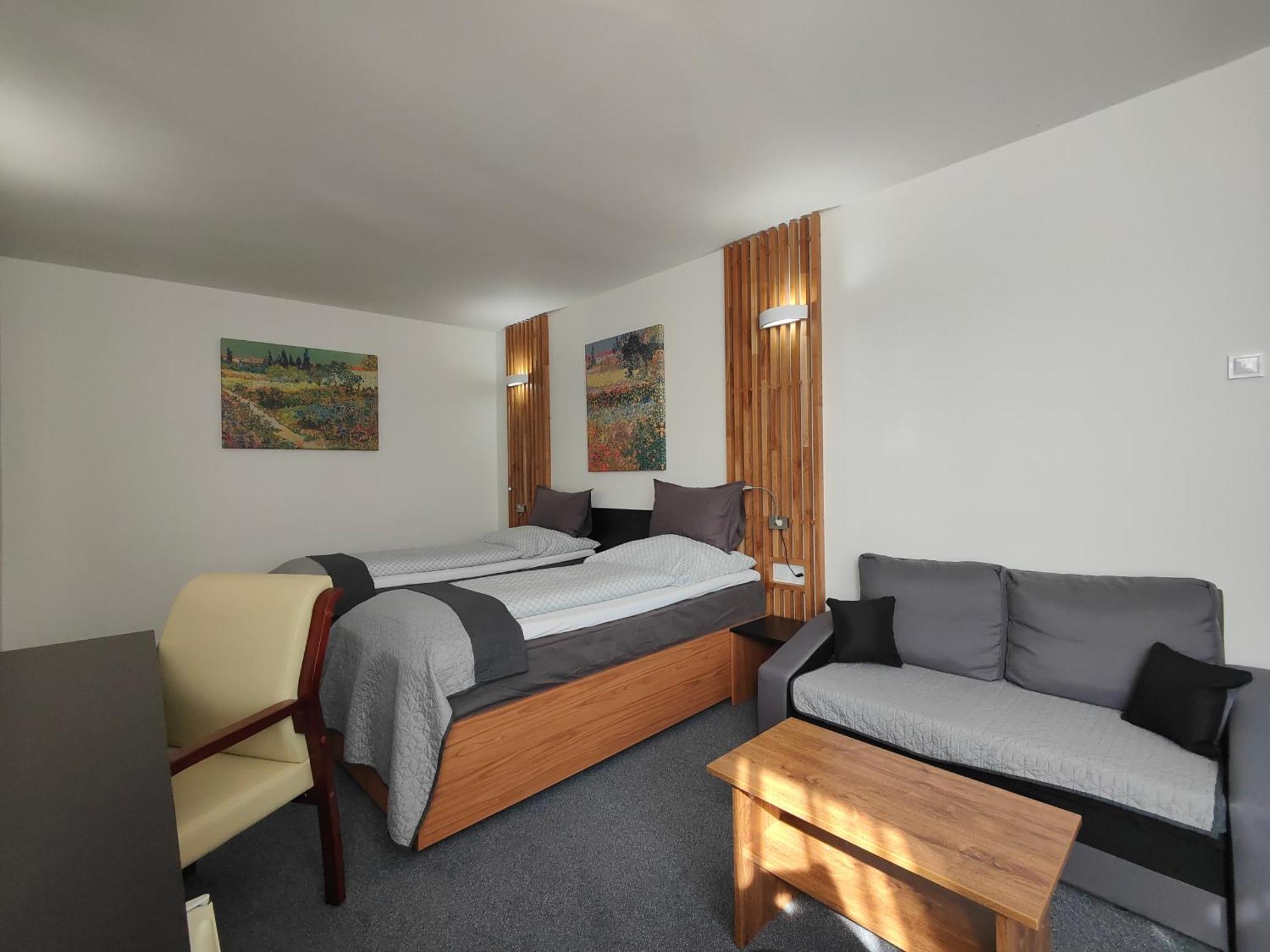 Hotel P7 ลูเชนเยช ภายนอก รูปภาพ